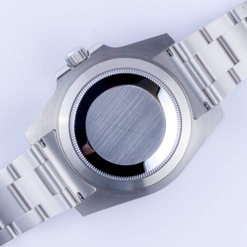 rolex-submariner-116610lv-2