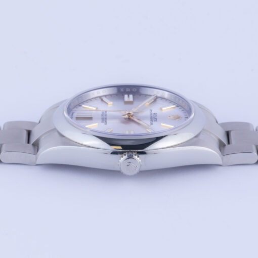 rolex-oyster-perpetual-124300-2