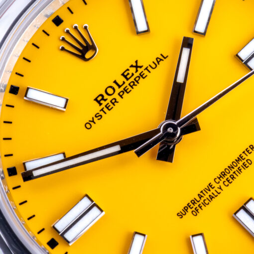 rolex-oyster-perpetual-124300-3