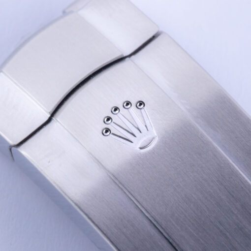rolex-oyster-perpetual-124300-3