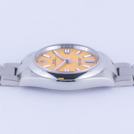 rolex-oyster-perpetual-124300-3