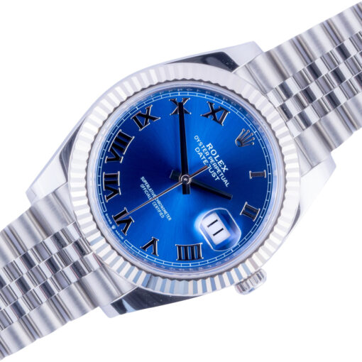 rolex-submariner-126610lv-9