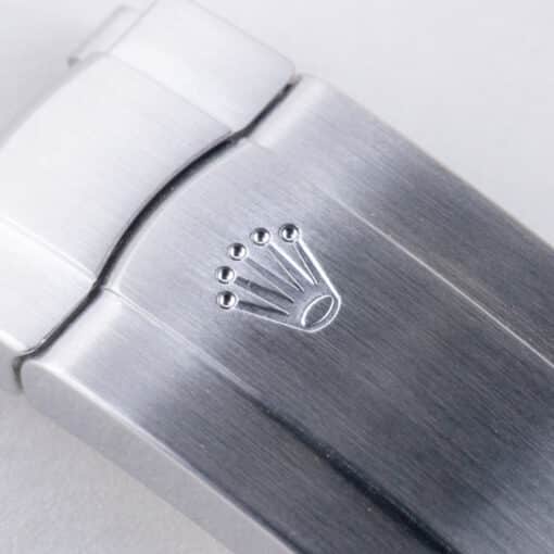 rolex-oyster-perpetual-114300-2
